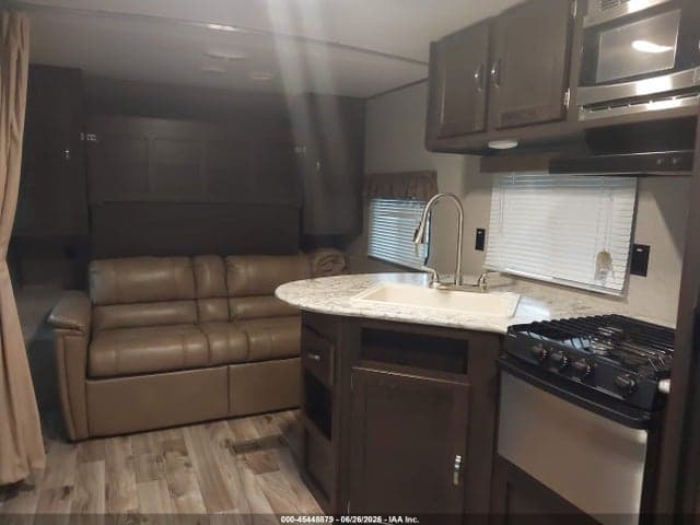 2018 KEYSTONE SUMMERLAND M-2200 MB 12