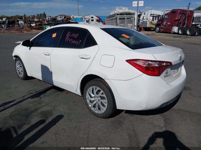 2017 TOYOTA COROLLA LE 3