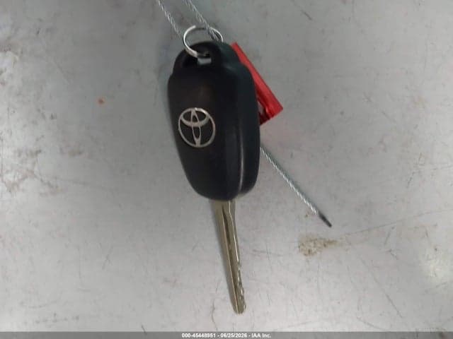 2016 TOYOTA COROLLA LE 11