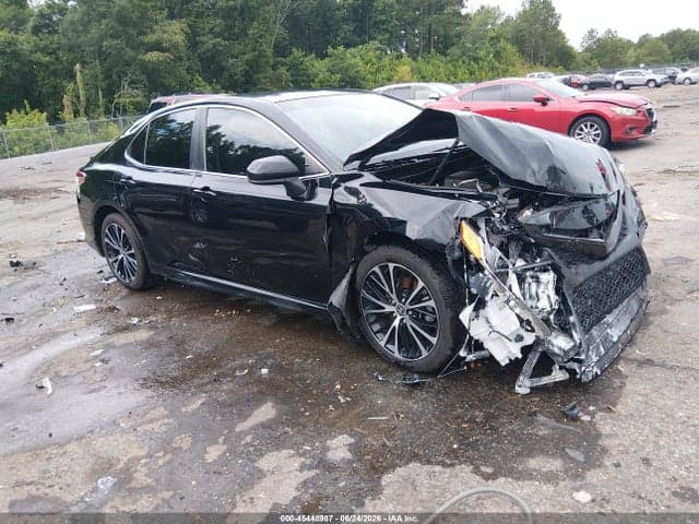 2020 TOYOTA CAMRY SE - 1