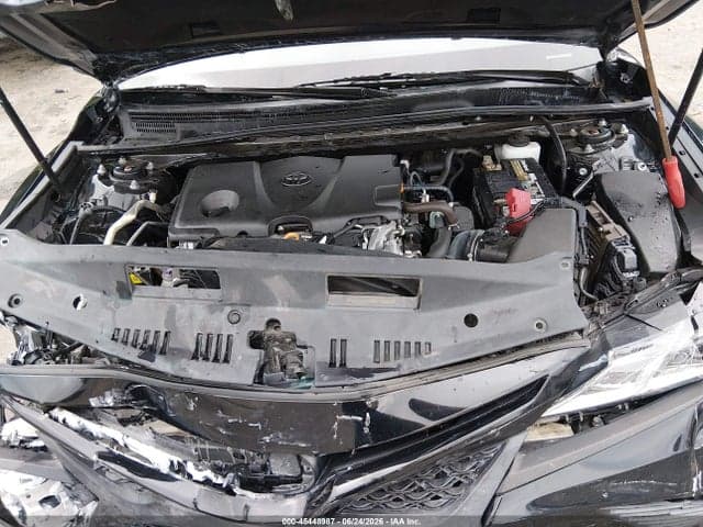 2020 TOYOTA CAMRY SE 10