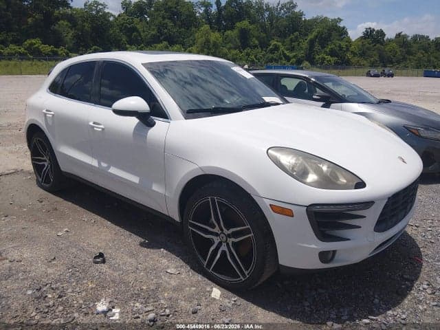 2015 PORSCHE MACAN S 1