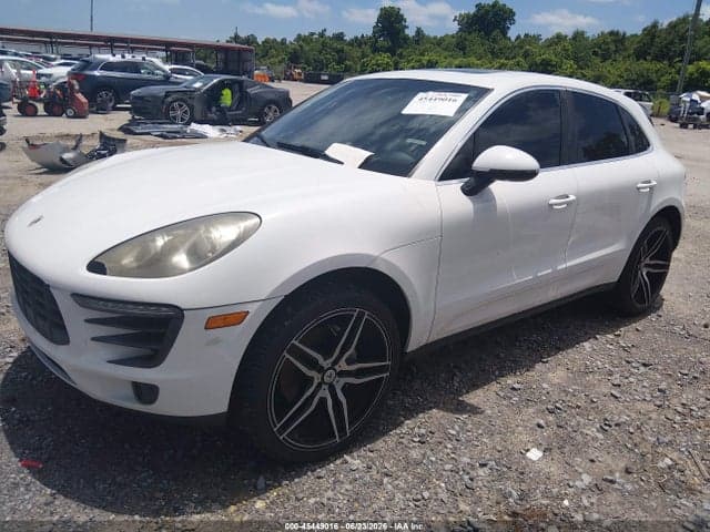 2015 PORSCHE MACAN S 2