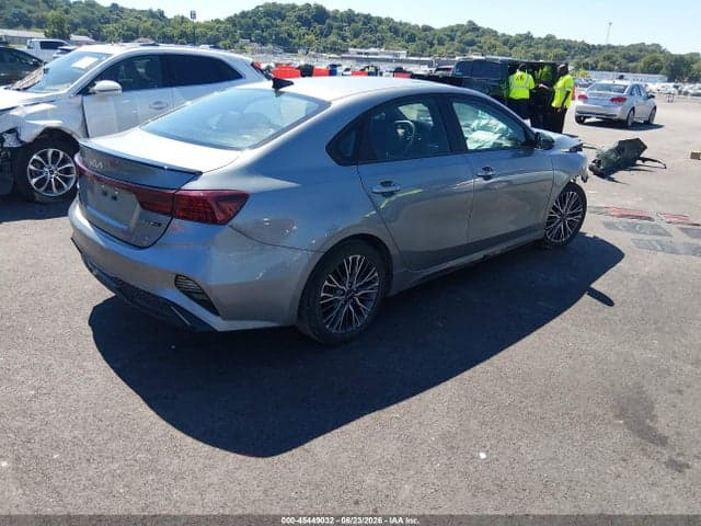 2024 KIA FORTE GT-LINE 4