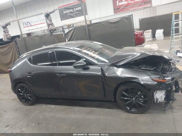 2022 MAZDA MAZDA3 PREMIUM 13