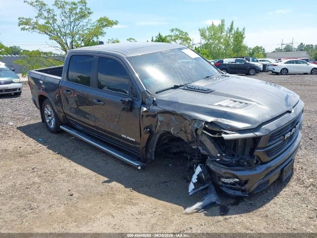 2020 RAM 1500 LARAMIE 4X4 5'7 BOX 6