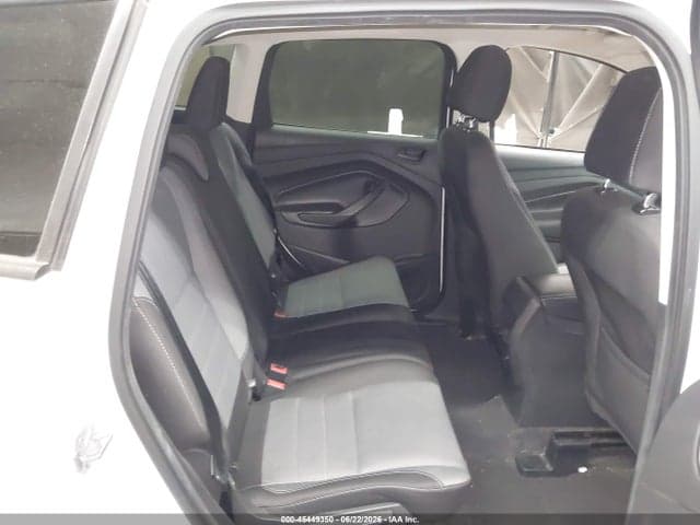 2017 FORD ESCAPE S 8