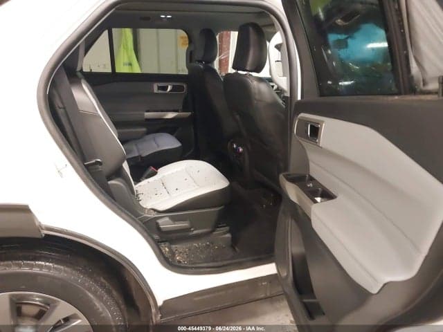 2021 FORD EXPLORER XLT 8