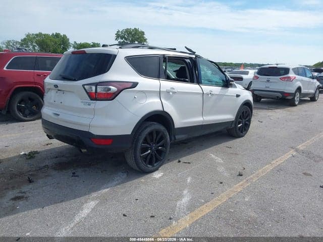 2017 FORD ESCAPE TITANIUM 4