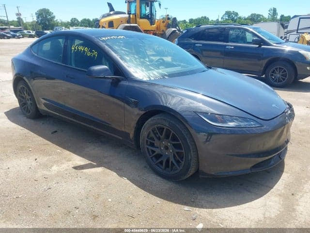 2025 TESLA MODEL 3 1
