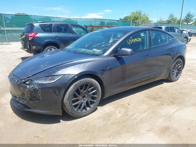 2025 TESLA MODEL 3 2