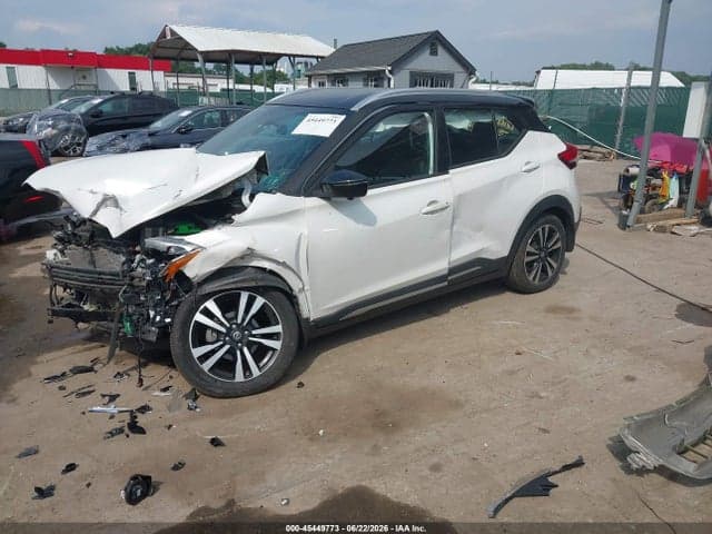 2019 NISSAN KICKS SR 2