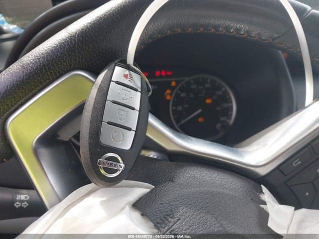 2019 NISSAN KICKS SR 11