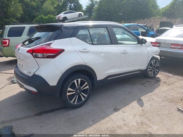2019 NISSAN KICKS SR 4