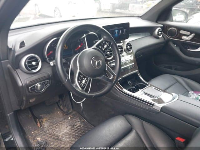 2020 MERCEDES-BENZ GLC 300 4MATIC 5