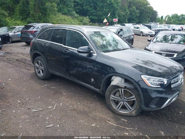 2020 MERCEDES-BENZ GLC 300 4MATIC 6