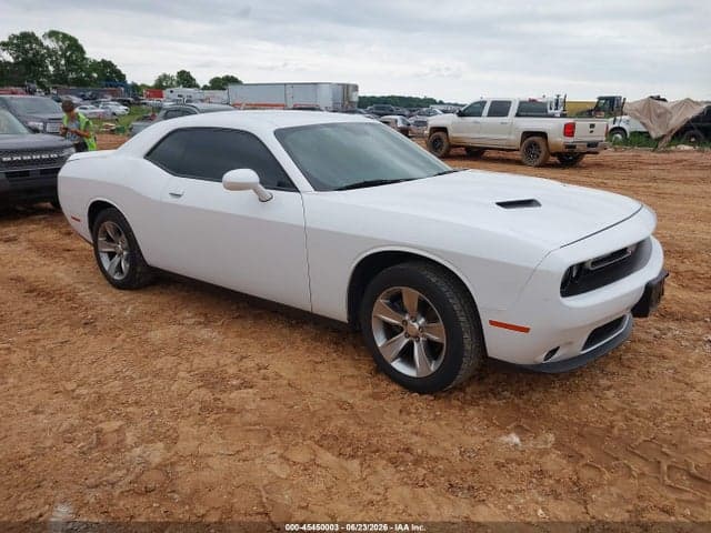 2019 DODGE CHALLENGER SXT 1