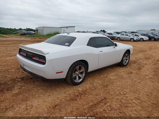 2019 DODGE CHALLENGER SXT 4