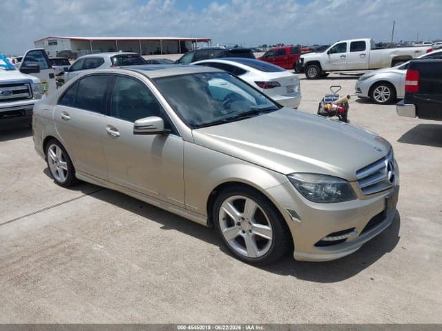 2011 MERCEDES-BENZ C 300