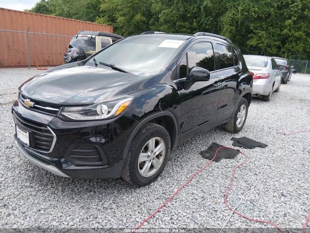 2017 CHEVROLET TRAX LT 2
