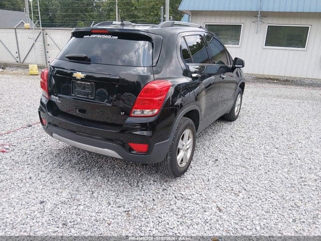 2017 CHEVROLET TRAX LT 4