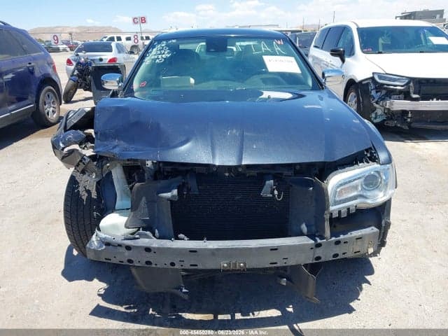 2018 CHRYSLER 300 LIMITED 12