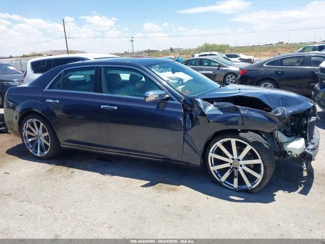 2018 CHRYSLER 300 LIMITED 13