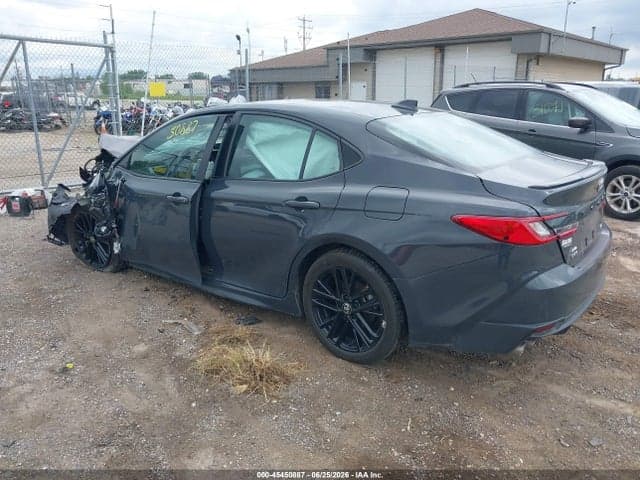 2025 TOYOTA CAMRY SE 3