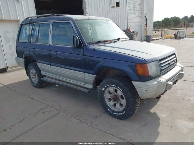 1995 MITSUBISHI MONTERO LS 1
