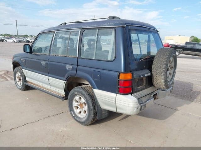 1995 MITSUBISHI MONTERO LS 3