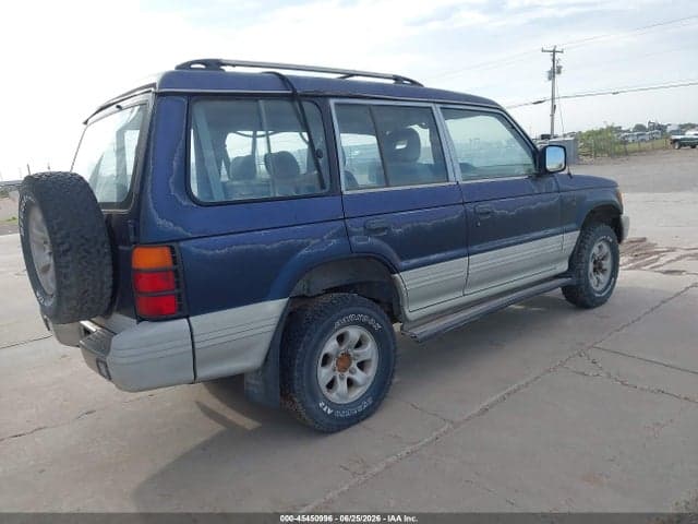 1995 MITSUBISHI MONTERO LS 4