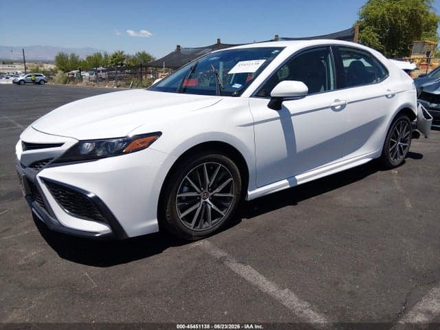 2023 TOYOTA CAMRY SE 2