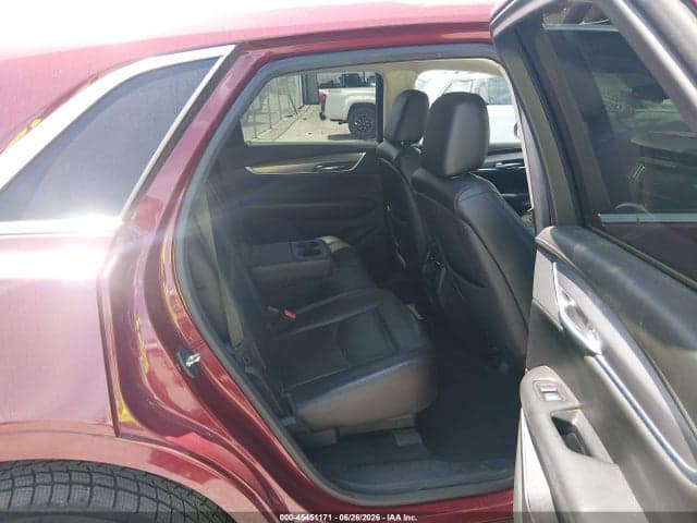 2017 CADILLAC XT5 LUXURY 8