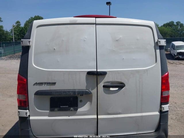 2018 MERCEDES-BENZ METRIS 19