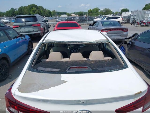 2019 HYUNDAI ELANTRA SE 6