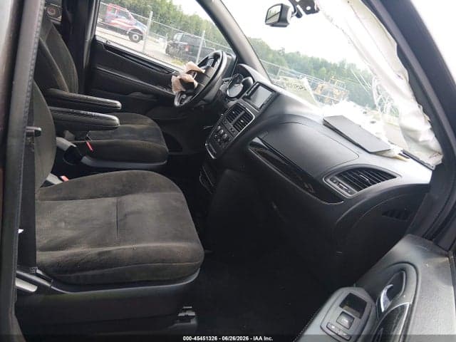 2018 DODGE GRAND CARAVAN SE PLUS 5