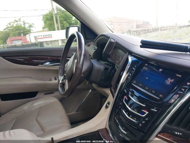2015 CADILLAC ESCALADE ESV 5