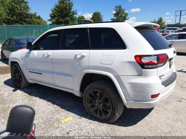 2021 JEEP GRAND CHEROKEE LAREDO X 4X4 3