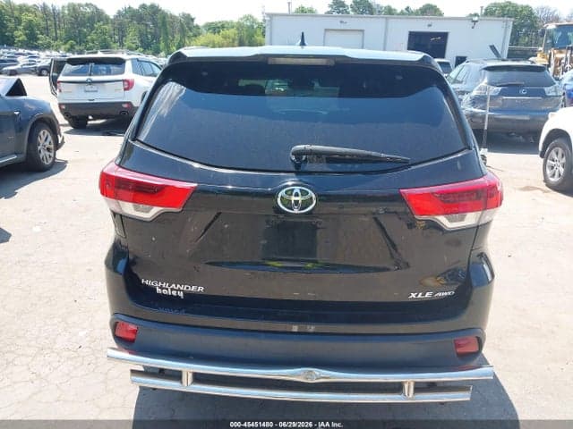 2017 TOYOTA HIGHLANDER XLE 16