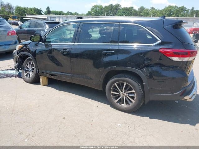 2017 TOYOTA HIGHLANDER XLE 6