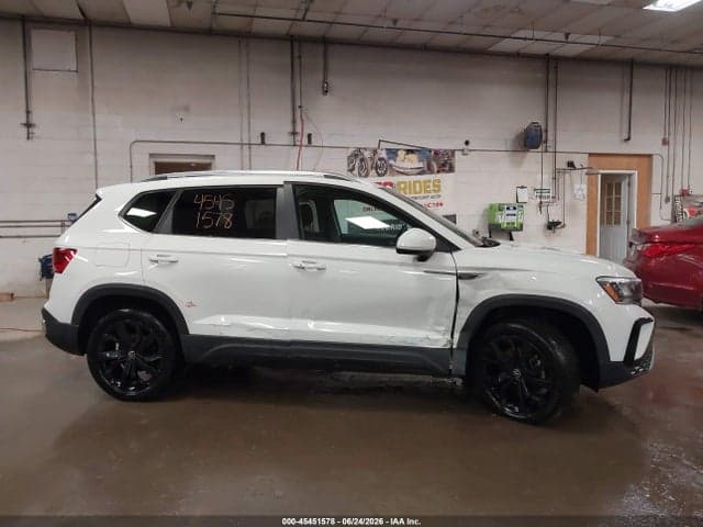 2022 VOLKSWAGEN TAOS 1.5T SE 13