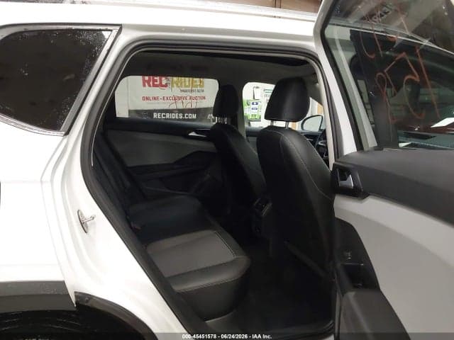 2022 VOLKSWAGEN TAOS 1.5T SE 8