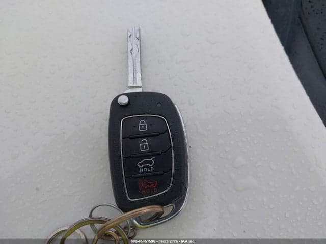 2019 HYUNDAI TUCSON SE 11