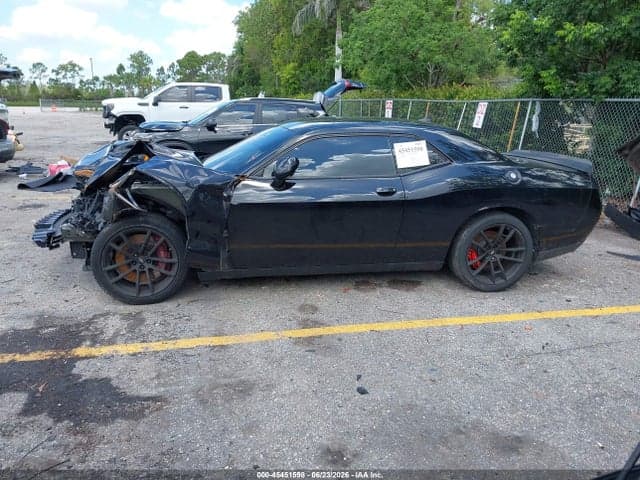2018 DODGE CHALLENGER R/T 392 15