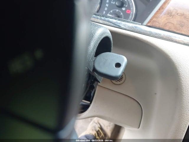 2006 BUICK LACROSSE CXS 11