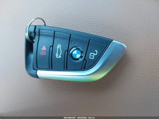 2024 BMW 330I 11