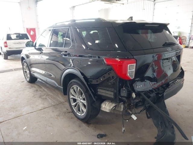 2022 FORD EXPLORER XLT 3