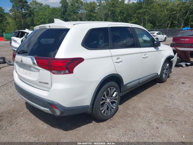 2017 MITSUBISHI OUTLANDER ES 4