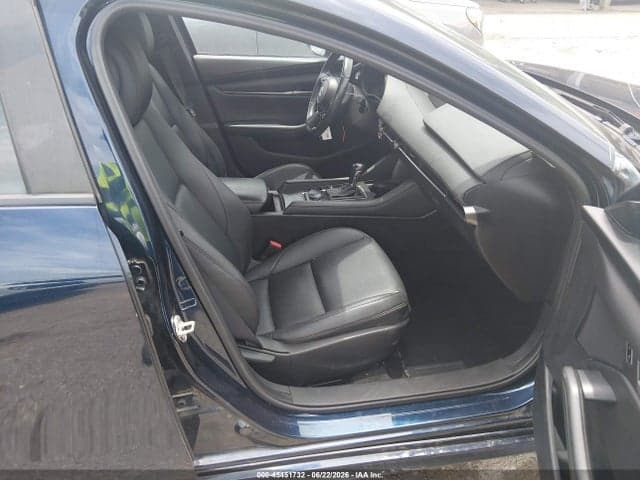 2021 MAZDA MAZDA3 SELECT 5
