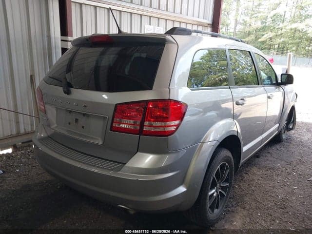 2018 DODGE JOURNEY SE 4